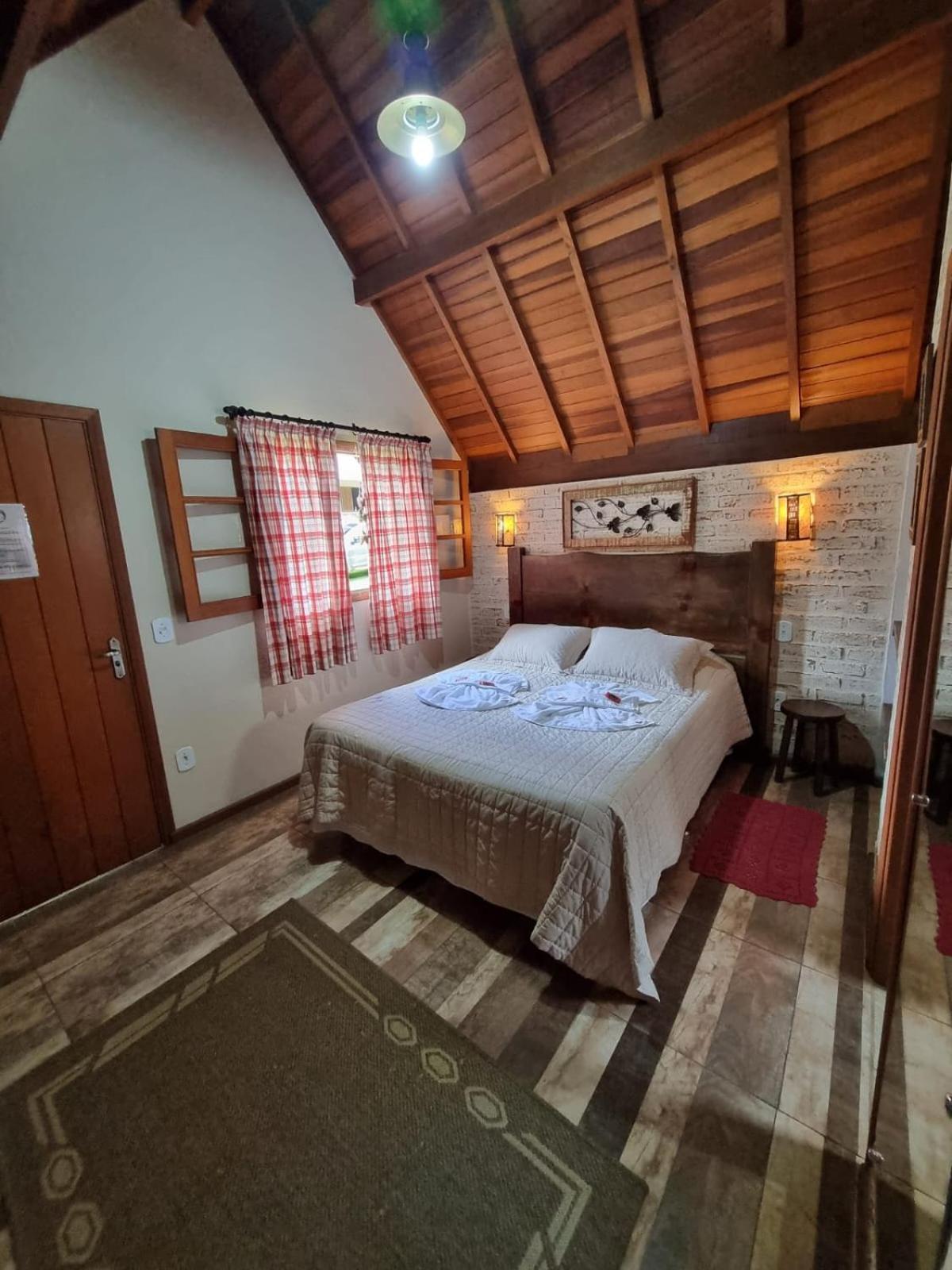Pousada Vilas Di Espanha Monte Verde  Εξωτερικό φωτογραφία